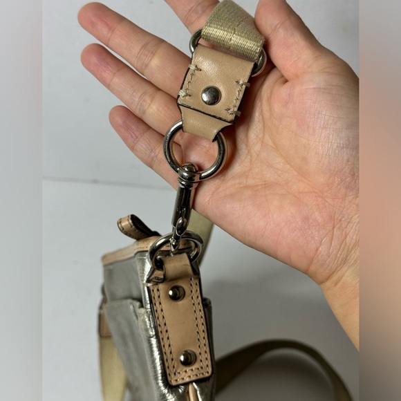 Coach Swingpack East Metallic Silve Crossbody Bag Leather Trim Adjustable Strap - Picture 9 of 13